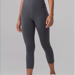 Lululemon Pushing Limits Crop (Nulu 21”)